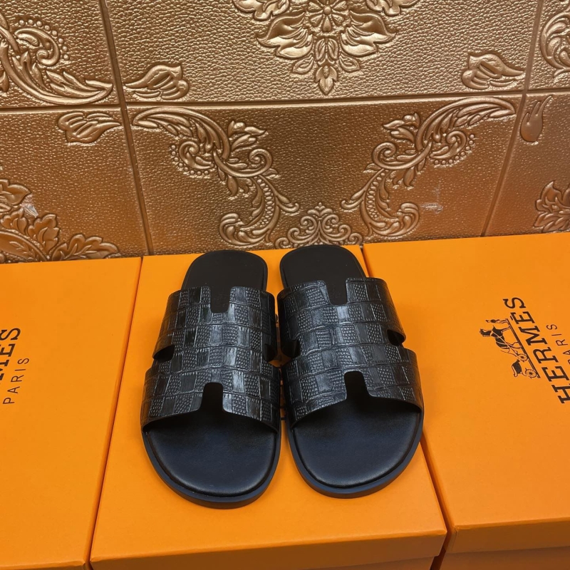 H**mes slippers